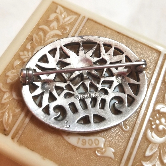 Antique 1930s Art Deco Sterling Marcasite Flower Basket Brooch - Picture 4 of 5